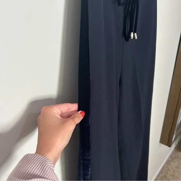 Ted Baker Navy Wide Leg Elastic Waist Trouser Pants Velvet Panel Size 3 (Medium) - Picture 3 of 8